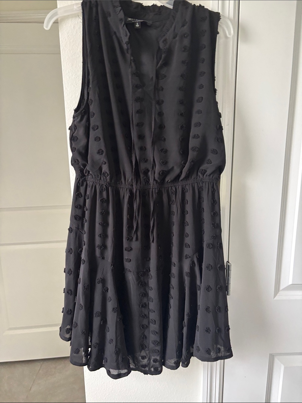 Sweet Wanderer Black Sleeveless Midi Dress